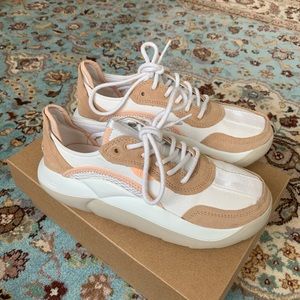 Ugg Cloud Sneaker women’s 8